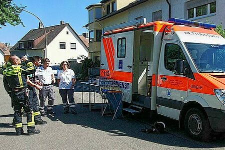 Sanitätsdienstliche Absicherung bei Dachstuhlbrand